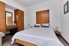 Shrubly Suite 1 - Peaceful, Stylish in Sandton-Backup Power